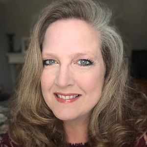 Meet your Posher, Mitzi